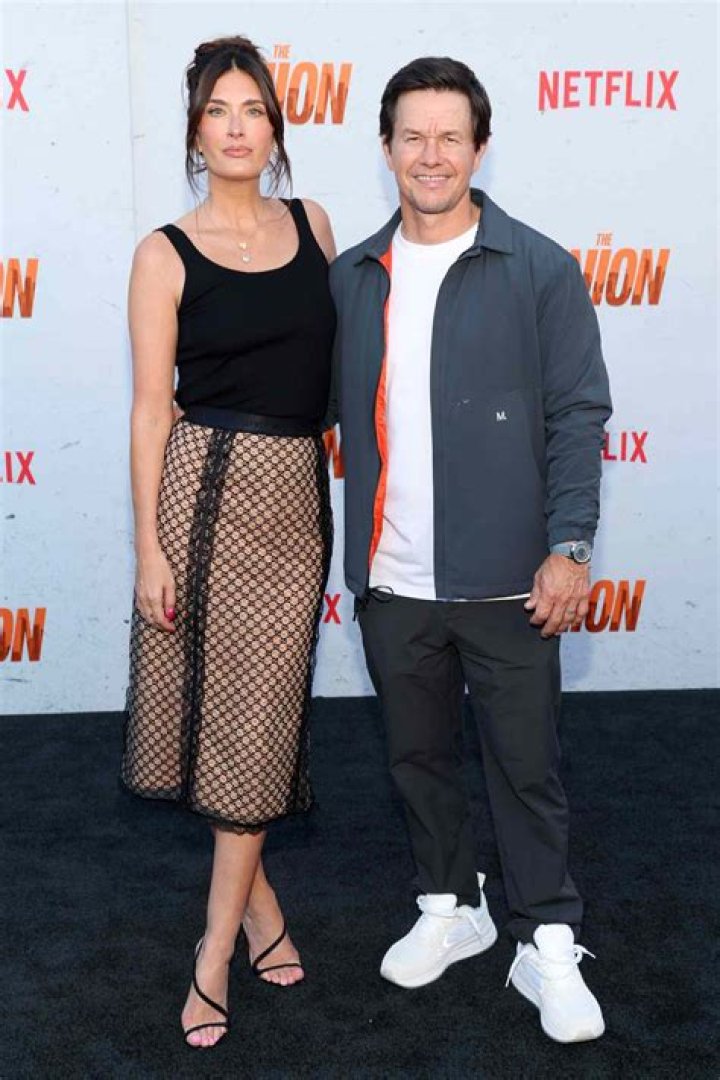 Unraveling The Story Of Donny Wahlberg's Divorce